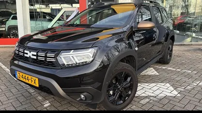 Zwart Occasion 2024 Dacia Duster Extreme SUV | € 23.890 (Goede deal)