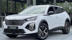Wit Gebruikt 2023 Peugeot 2008 Allure SUV | € 23.695 (Eerlijke prijs)
