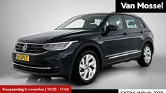Zwart Gebruikt 2022 VW Tiguan Business SUV | € 24.700 (Super prijs)