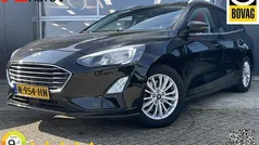 Zwart Gebruikt 2020 Ford Focus Business Edition Stationwagen | € 15.945 (Eerlijke prijs)
