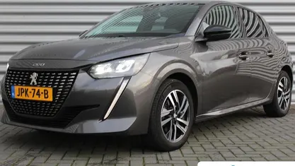 Gebruikt 2023 Peugeot 208 Allure Hatchback | € 17.395 (Eerlijke prijs)
