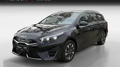 Gebruikt 2023 Kia Ceed Hatchback | € 24.445 (Eerlijke prijs)