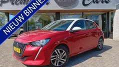Rood Gebruikt 2019 Peugeot 208 Allure Hatchback | € 11.945 (Eerlijke prijs)