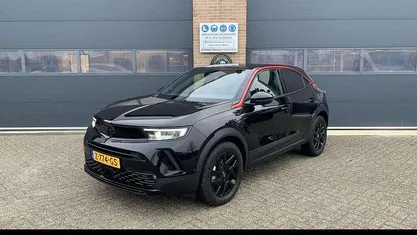 Zwart Occasion 2024 Opel Mokka-e SUV | € 24.445 (Eerlijke prijs)