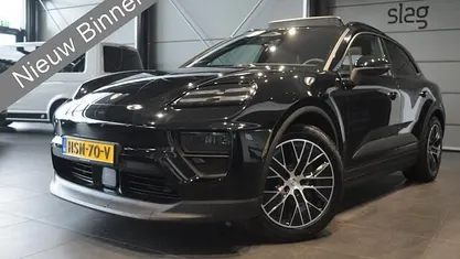 Zwart Gebruikt 2024 Porsche Macan Sport SUV | € 84.900 (Super prijs)