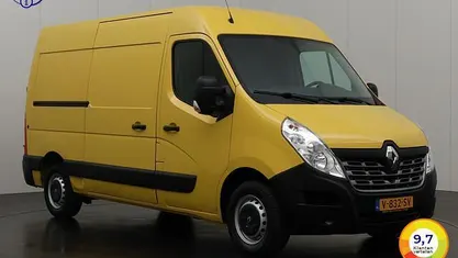 Geel Occasion 2018 Renault Master Van | € 10.750 (Goede deal)