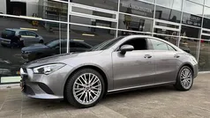 Gebruikt 2023 Mercedes CLA180 AMG line Sedan | € 33.950 (Eerlijke prijs)