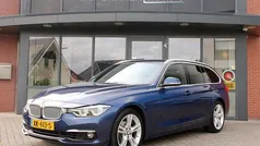 Blauw Gebruikt 2019 BMW 320 Luxury Line Stationwagen | € 17.750 (Super prijs)