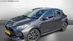 Grijs Gebruikt 2021 Toyota Yaris Hatchback | € 19.900 (Eerlijke prijs)