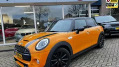 Gebruikt 2015 Mini Cooper S Hatchback | € 13.900 (Eerlijke prijs)