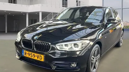 Occasion 2017 BMW 118 Executive Hatchback | € 9.850 (Super prijs)