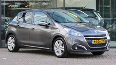 Grijs Gebruikt 2019 Peugeot 208 Signature Sky Hatchback | € 10.987 (Eerlijke prijs)