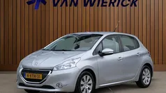 Grijs Gebruikt 2013 Peugeot 208 Envy Hatchback | € 5.245 (Goede deal)