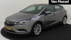 Gebruikt 2017 Opel Astra Edition Hatchback | € 12.435 (Eerlijke prijs)
