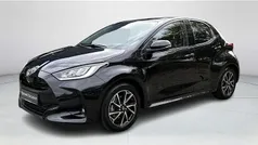 Gebruikt 2023 Toyota Yaris Hybrid Hatchback | € 23.949 (Eerlijke prijs)