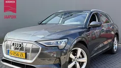Grijs Gebruikt 2019 Audi e-tron Design SUV | € 20.899 (Eerlijke prijs)