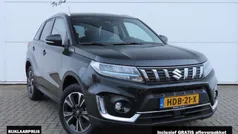 Zwart Gebruikt 2024 Suzuki Vitara Style SUV | € 30.450 (Eerlijke prijs)