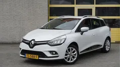 Wit Gebruikt 2018 Renault Clio GrandTour Intens Stationwagen | € 7.950 (Goede deal)