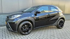 Hatchback Gebruikt 2022 Toyota Aygo Play Hatchback | € 14.950 (Eerlijke prijs)