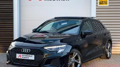 Zwart Gebruikt 2023 Audi A3 Sportback e-tron S-Line Sedan | € 37.950 (Eerlijke prijs)