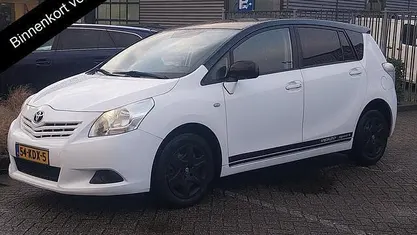 Wit Occasion 2009 Toyota Verso Sport MPV | € 7.400 (Eerlijke prijs)