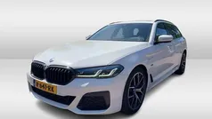 Wit Gebruikt 2022 BMW 530e Efficient Dynamics Stationwagen | € 42.950 (Goede deal)