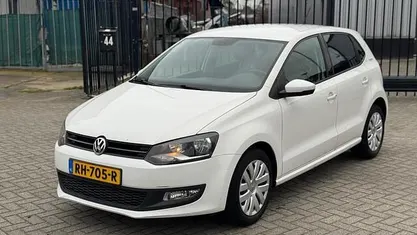 Wit Gebruikt 2011 VW Polo Hatchback | € 4.450 (Eerlijke prijs)