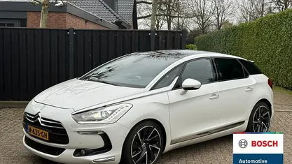 Wit Gebruikt 2012 Citroën DS5 Sport Chic Hatchback | € 8.990 (Eerlijke prijs)