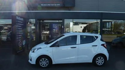 Wit Gebruikt 2017 Hyundai i10 Comfort Hatchback | € 7.450 (Eerlijke prijs)