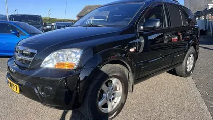Zwart Gebruikt 2008 Kia Sorento Comfort SUV | € 2.750 (Eerlijke prijs)