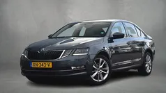 Grijs Gebruikt 2019 Skoda Octavia Business Line Hatchback | € 17.450 (Eerlijke prijs)