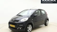 Zwart Gebruikt 2012 Peugeot 107 Active Hatchback | € 6.950 (Eerlijke prijs)