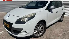 Gebruikt 2011 Renault Scénic III MPV | € 3.648 (Goede deal)