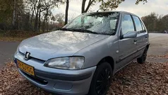 Grijs Gebruikt 2000 Peugeot 106 Hatchback | € 649 (Goede deal)