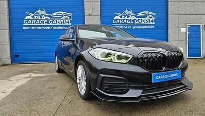 Gebruikt 2023 BMW 118 Advantage Hatchback | € 22.990 (Super prijs)