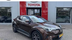Gebruikt 2016 Toyota C-HR Executive SUV | € 17.749 (Eerlijke prijs)