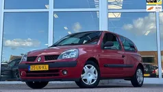 Gebruikt 2003 Renault Clio II Expression Hatchback | € 1.444 (Goede deal)