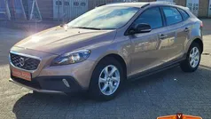 Gebruikt 2013 Volvo V40 CC Momentum Stationwagen | € 12.995 (Eerlijke prijs)