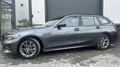 Grijs Gebruikt 2021 BMW 320 Sport Line Stationwagen | € 23.950 (Goede deal)