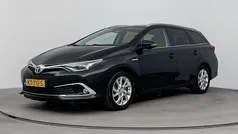 Zwart metallic Gebruikt 2016 Toyota Auris Touring Sports Stationwagen | € 15.950 (Eerlijke prijs)