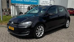 Zwart Gebruikt 2014 VW Golf VII Highline Hatchback | € 11.500 (Eerlijke prijs)