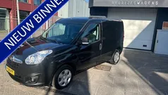 Zwart Gebruikt 2018 Opel Combo Edition MPV | € 7.295 (Eerlijke prijs)
