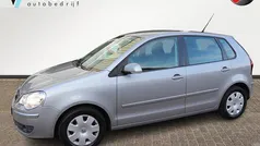 Grijs Gebruikt 2009 VW Polo Trendline Hatchback | € 5.348 (Eerlijke prijs)