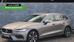 Gebruikt 2021 Volvo V60 Business Edition Stationwagen | € 29.194 (Super prijs)