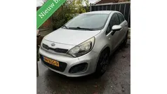 Grijs Gebruikt 2012 Kia Rio Comfort Hatchback | € 1.750 (Eerlijke prijs)
