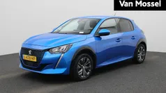 Blauw Gebruikt 2021 Peugeot e-208 Allure Hatchback | € 14.400 (Eerlijke prijs)