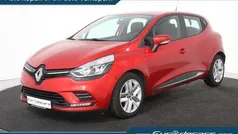 Rood Gebruikt 2019 Renault Clio IV LIMITED Hatchback | € 10.850 (Eerlijke prijs)