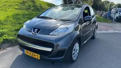 Grijs Gebruikt 2010 Peugeot 107 Hatchback | € 3.249 (Eerlijke prijs)