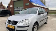 Grijs (metallic) Gebruikt 2006 VW Polo Hatchback | € 1.200 (Eerlijke prijs)