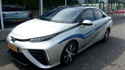 Occasion Toyota Mirai 154 PK (113 kW) 2016 Grijs Sedan